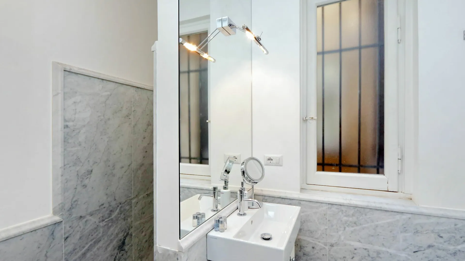 Apartment Amazing Suite Via Veneto Rome Italy
