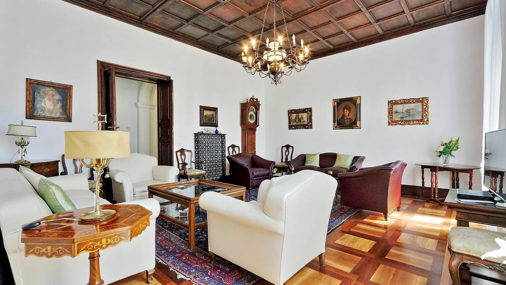 Amazing Suite Via Veneto Rome Apartment